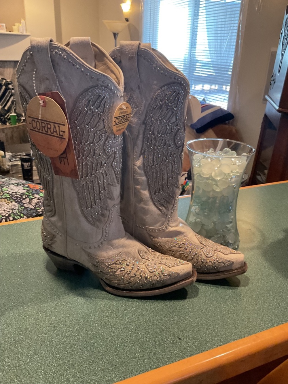 Corral Womens White Sparkle Boots Size 7W NWT - Picture 2 of 6